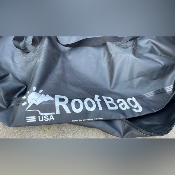 RoofBag Rooftop Cargo Carrier Waterproof 11 Cubic Ft All Cars with/without Rack - Picture 3 of 5